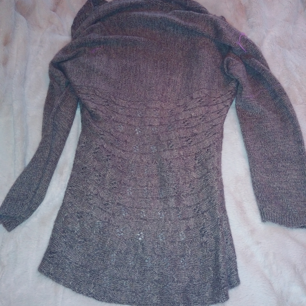 Sweater - Picture 2 of 3